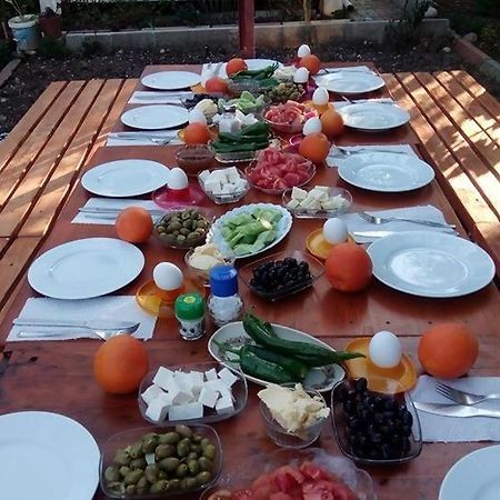 Keramos Pansiyon Finike Exterior photo