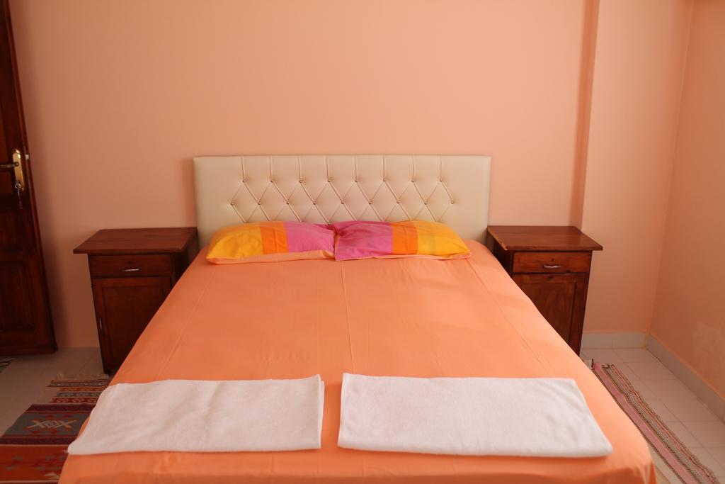 Keramos Pansiyon Finike Exterior photo